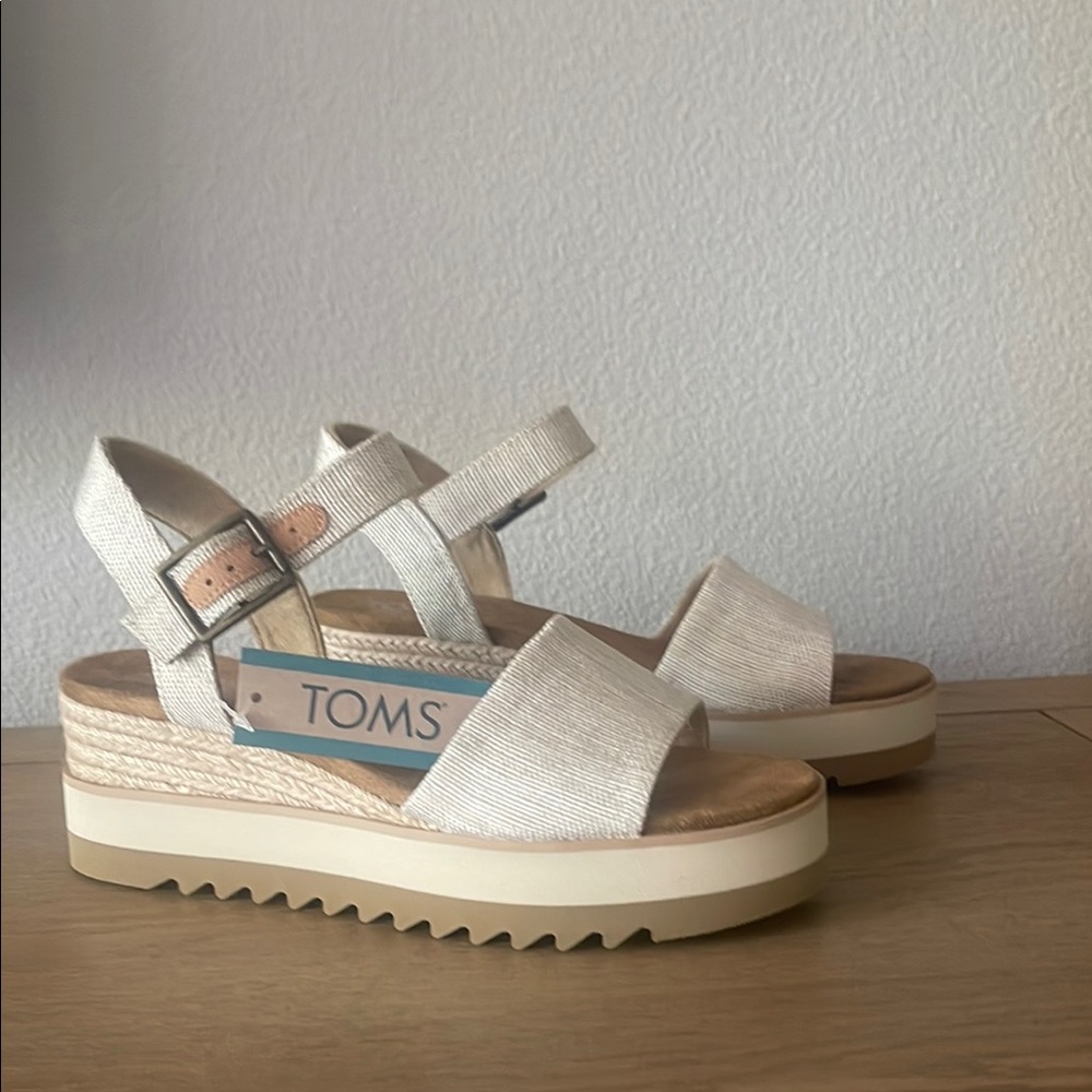 Toms Cream Chunky Platform Sandals